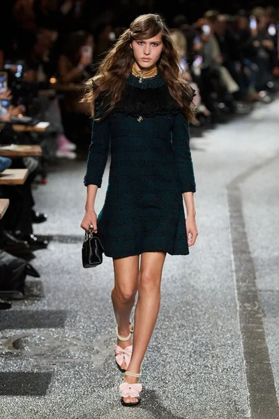 Look 33